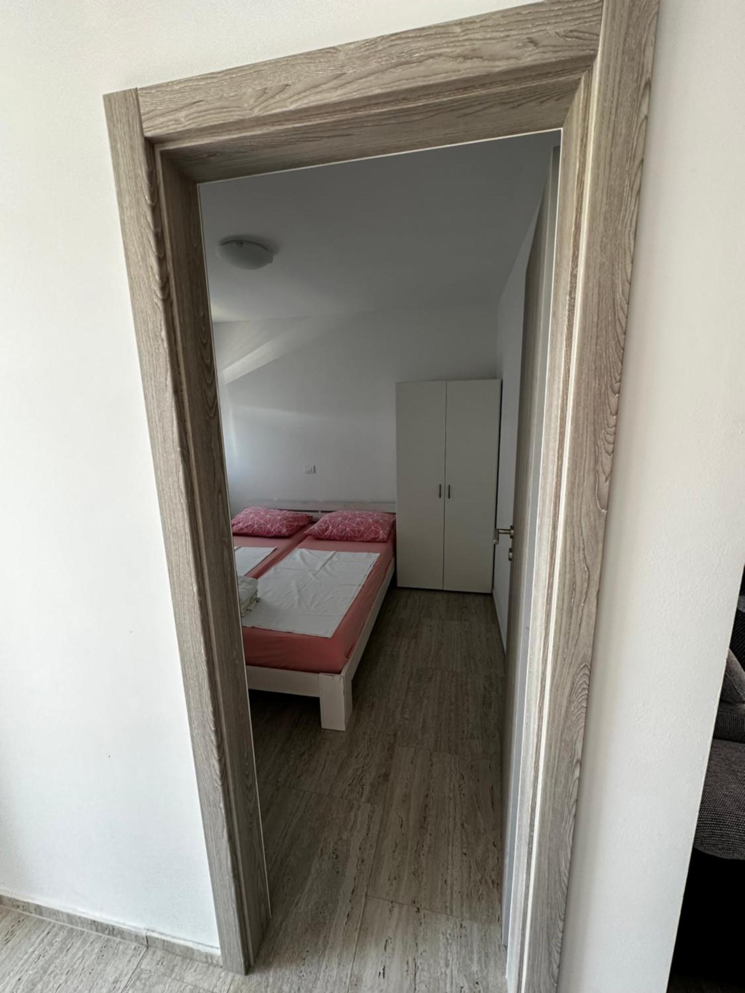 Apartmani Tamaris ムルテル エクステリア 写真