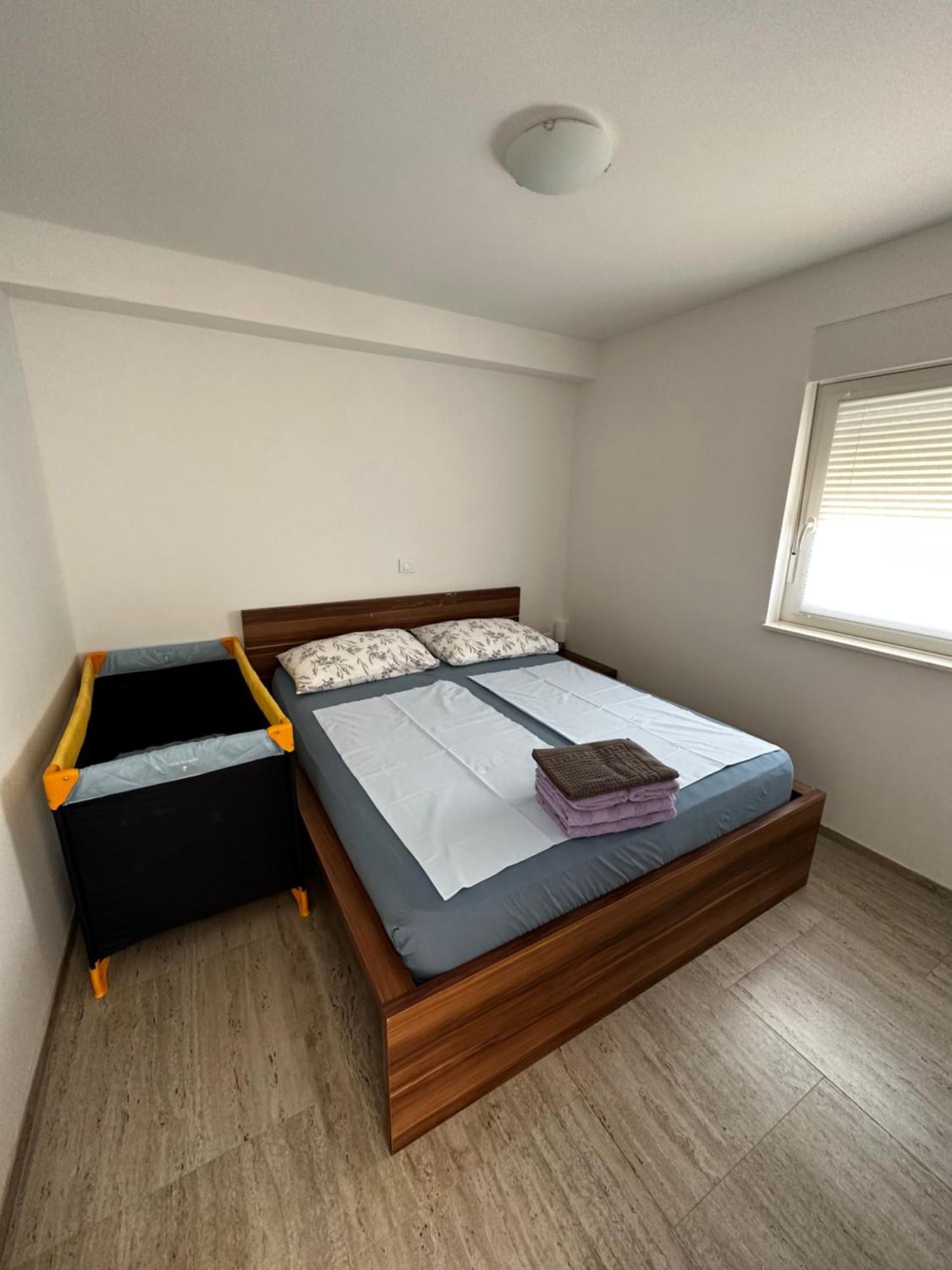 Apartmani Tamaris ムルテル エクステリア 写真