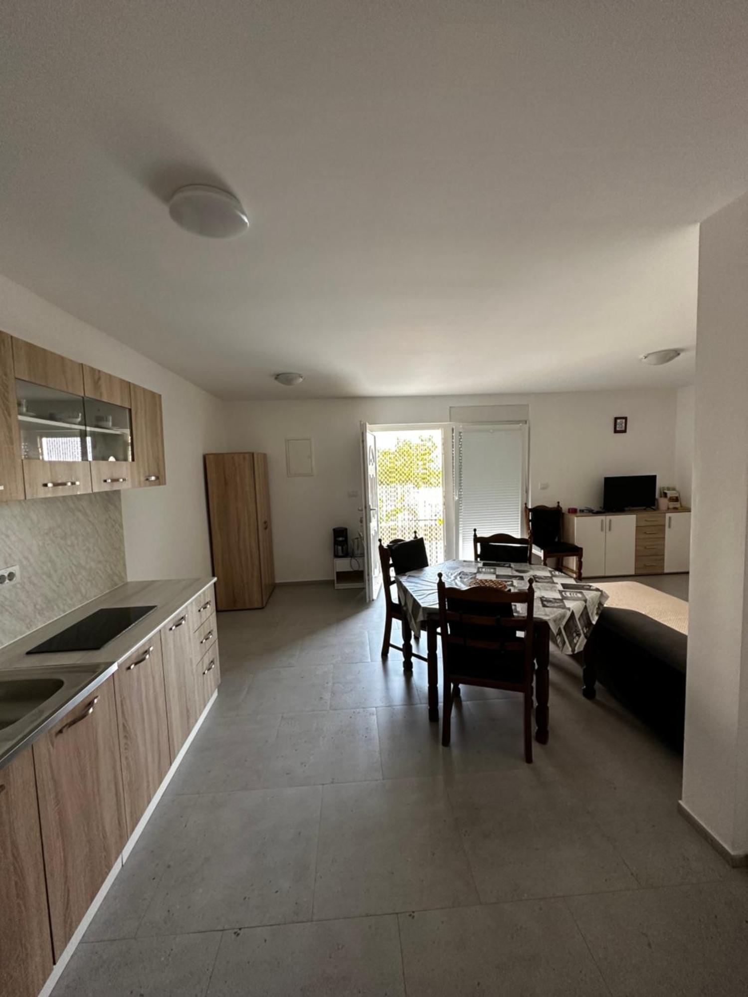 Apartmani Tamaris ムルテル エクステリア 写真